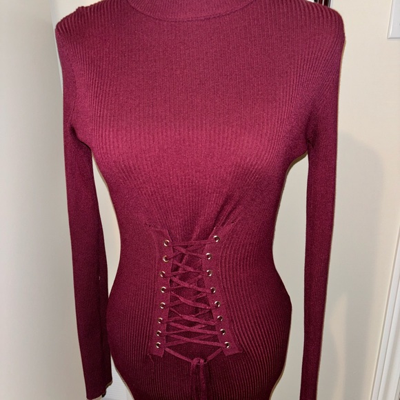 MED - Fashion Nova Burgundy Lace Tie Body Con Mini - Picture 2 of 3